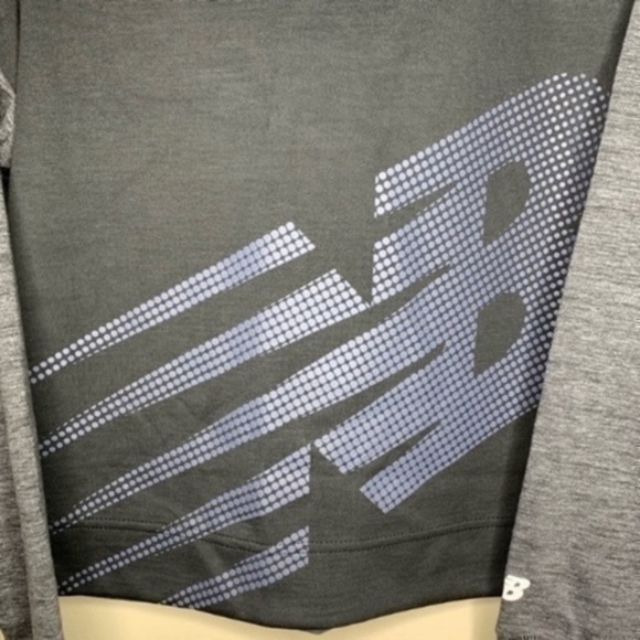 NWT. NEW BALANCE Girls’ Sweatshirt - Picture 4 of 6